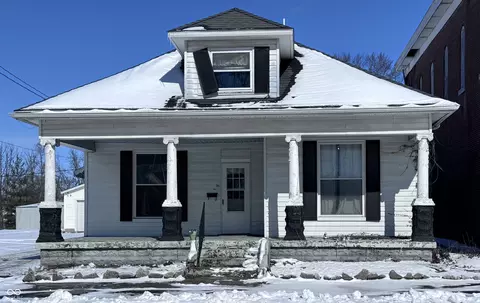 214 E Mulberry St, Westport, IN 47283