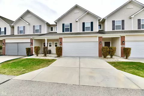 9653 Calamus Dr, Noblesville, IN 46060