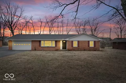 1313 Oakwood Trl, Indianapolis, IN 46260