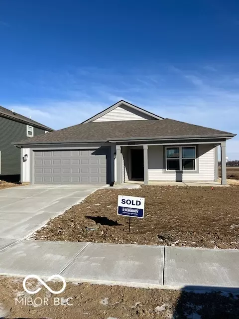 1322 Fleming Dr, Greenfield, IN 46140