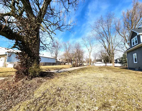 2618 E Michigan St, Indianapolis, IN 46201