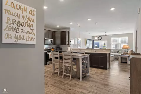 293 Carrick Glen Blvd, Pendleton, IN 46064 photo 10