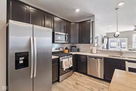 293 Carrick Glen Blvd, Pendleton, IN 46064 photo 12