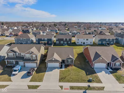 293 Carrick Glen Blvd, Pendleton, IN 46064 photo 34
