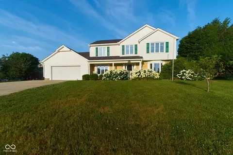 13060 Wembly Cir, Carmel, IN 46033