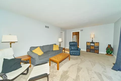 Living - 13060 Wembly Cir, Carmel, IN 46033 photo 4 of 4