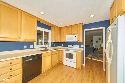 Kitchen - 13060 Wembly Cir, Carmel, IN 46033 photo 1 of 3