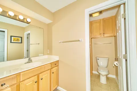 Bath - 13060 Wembly Cir, Carmel, IN 46033 photo 1 of 3