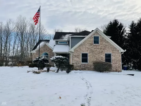 6311 W Waterview Ct, Mccordsville, IN 46055