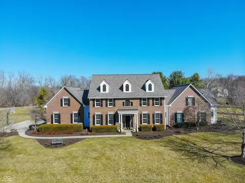 10120 Fox Trce, Zionsville, IN 46077