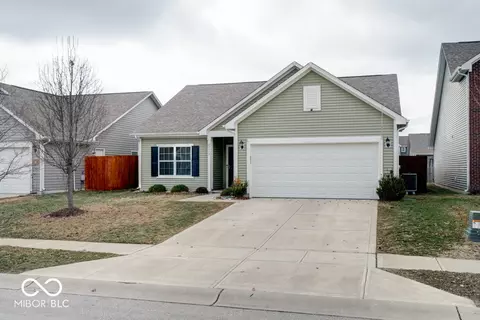 2452 Bristol Dr, Franklin, IN 46131