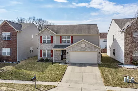 11005 Long Lake Ln, Fishers, IN 46037