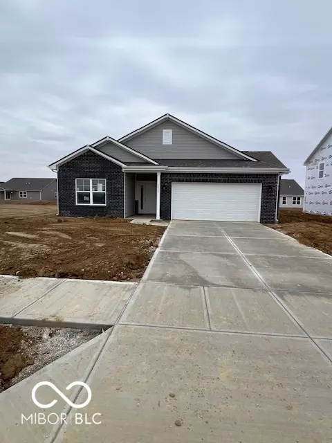 1411 Little Rodeo Pl, Greenwood, IN 46143