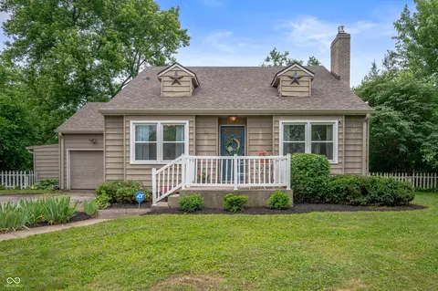 6865 Meadow View Dr, Lawrence, IN 46226