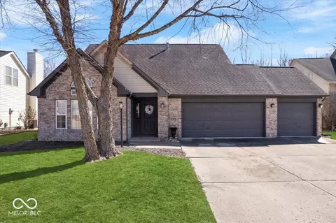 14479 Dublin Dr, Carmel, IN 46033
