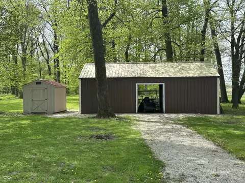 Exterior - 6912 E State Road 236, Roachdale, IN 46172 photo 7 of 7