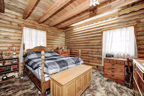 Bedroom - 6912 E State Road 236, Roachdale, IN 46172 photo 2 of 3