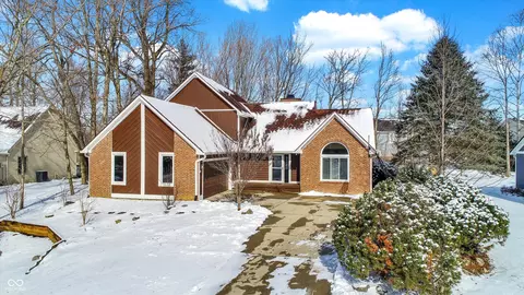 210 Poplar Dr, Noblesville, IN 46062