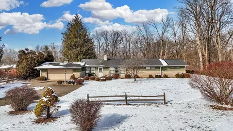 1001 Albin Pond Rd, Greencastle, IN 46135