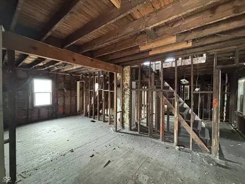 2822 Mcpherson St, Indianapolis, IN 46205 photo 6