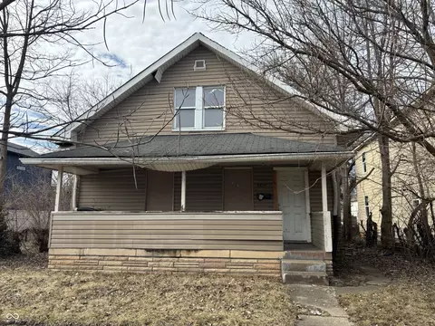 2822 Mcpherson St, Indianapolis, IN 46205