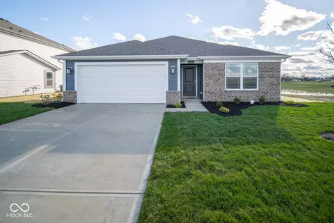 1253 Fleming Dr, Greenfield, IN 46140