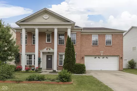 387 Legacy Blvd, Greenwood, IN 46143