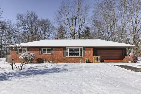5762 Henderson Dr, Brownsburg, IN 46112