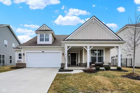 4425 Maize Ln, Whitestown, IN 46075