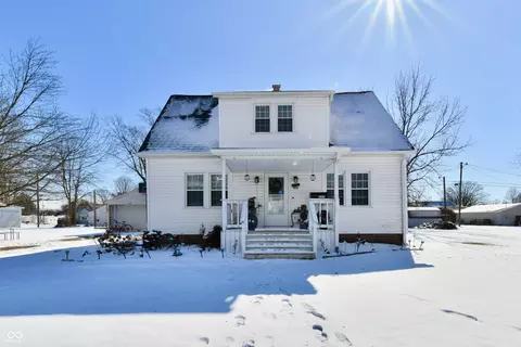 2015 N D St, Elwood, IN 46036