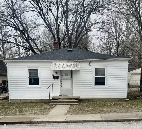 45 W Poplar St, Danville, IN 46122