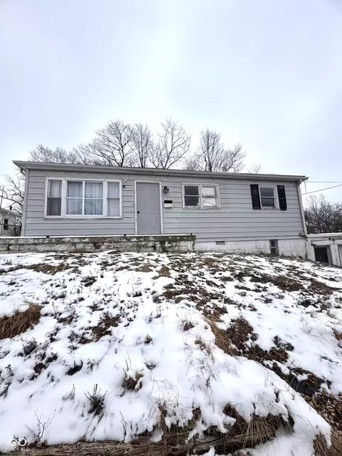 336 S Franklin St, Greensburg, IN 47240