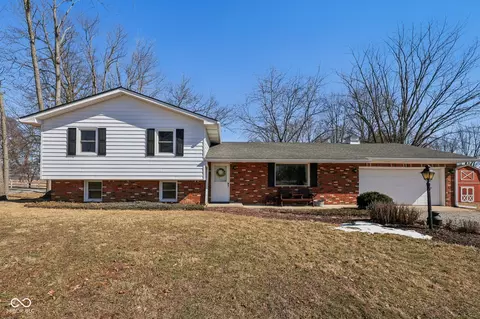 24535 Jerkwater Rd, Sheridan, IN 46069