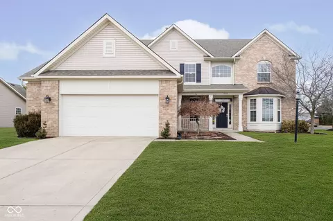 8654 Arailia Dr, Plainfield, IN 46168