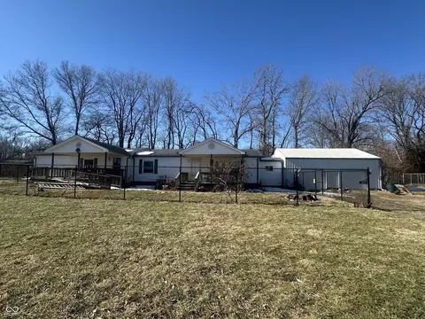 315 S Main St, Hymera, IN 47855