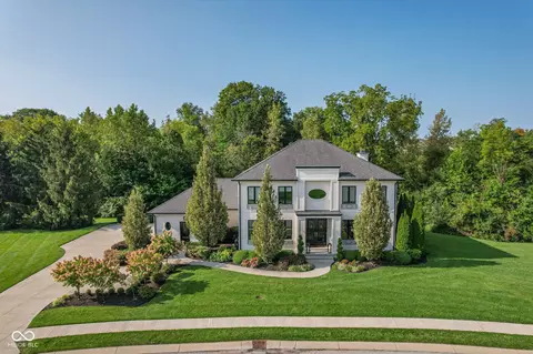 11620 Willow Springs Dr, Zionsville, IN 46077