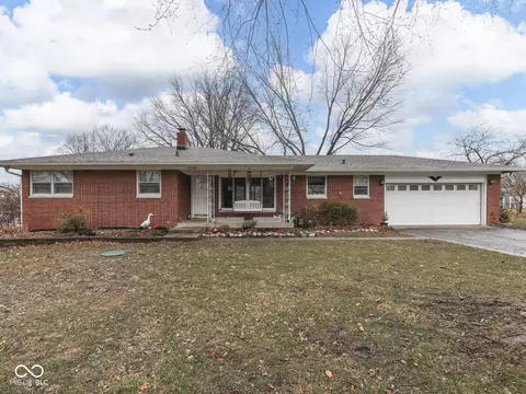 2210 Brewer Dr, Indianapolis, IN 46227