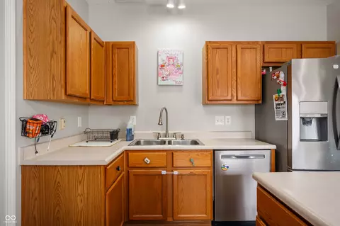 Kitchen - 307 Blue Spruce Dr, Pendleton, IN 46064 photo 3 of 3