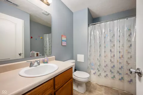 Bath - 307 Blue Spruce Dr, Pendleton, IN 46064 photo 1 of 3