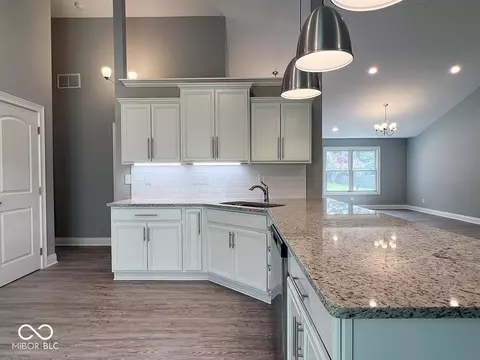 103 N Brenrich Rd, Pendleton, IN 46064 photo 6