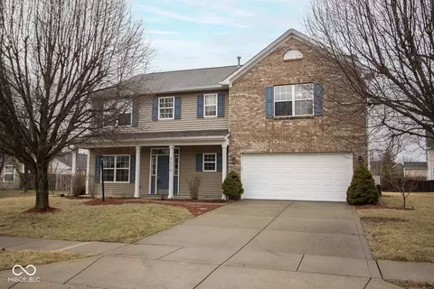 9078 N River Chase Ln, Mccordsville, IN 46055