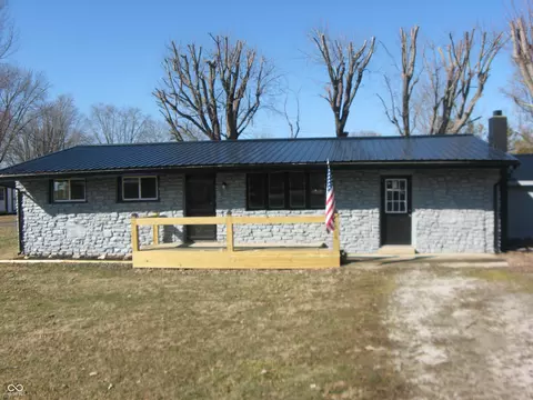 6866 Parks Dr, Arlington, IN 46104