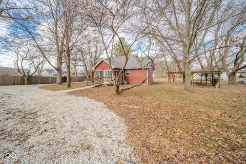 104 E Washington St, Kennard, IN 47351 photo 19