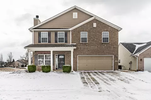 6413 Green Grass Ln, Whitestown, IN 46075