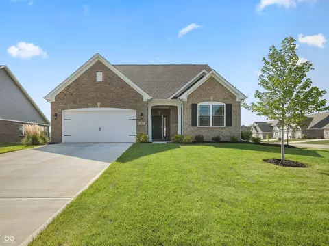 1692 S Centennial Ave, New Palestine, IN 46163