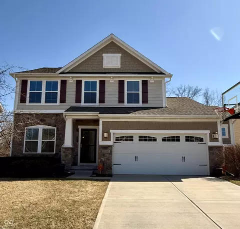 12461 Hawks Landing Dr, Fishers, IN 46037