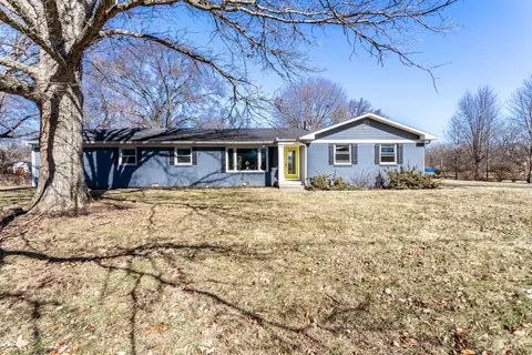 320 E 86th St, Indianapolis, IN 46240