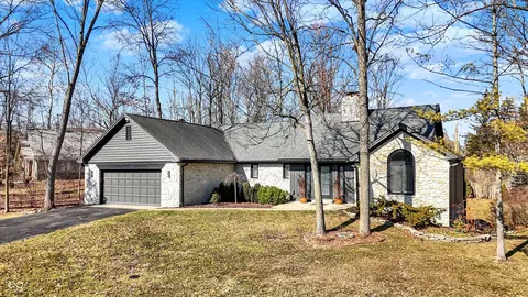 9714 Decatur Dr, Indianapolis, IN 46256