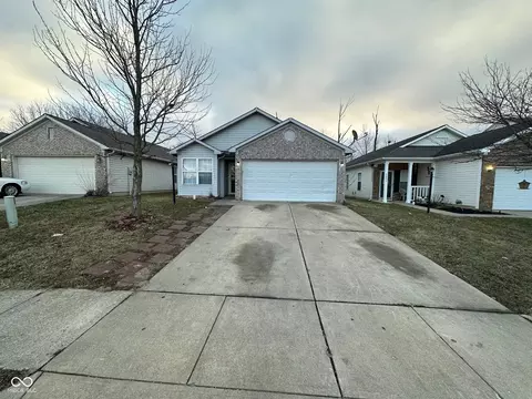3837 Candle Berry Dr, Indianapolis, IN 46235