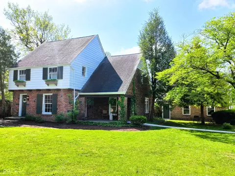 83 W Garfield Ave, Martinsville, IN 46151